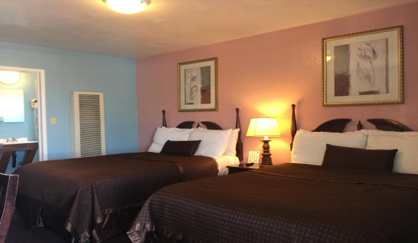 Surfside Stay Morro Bay - 2 Double Bed Room