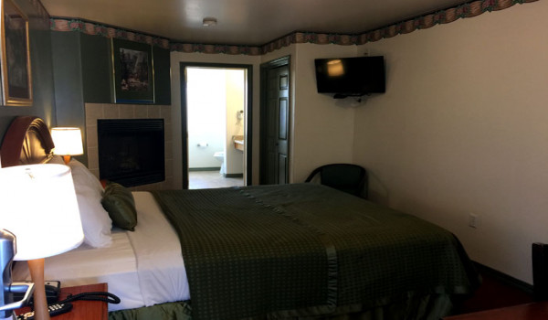 Surfside Stay Morro Bay - Standard Queen